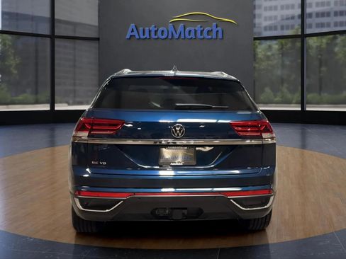 Used 2023 Volkswagen Atlas Cross Sport SE FWD image 9