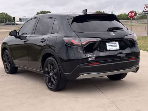 Certified 2024 Honda HR-V Sport image 5