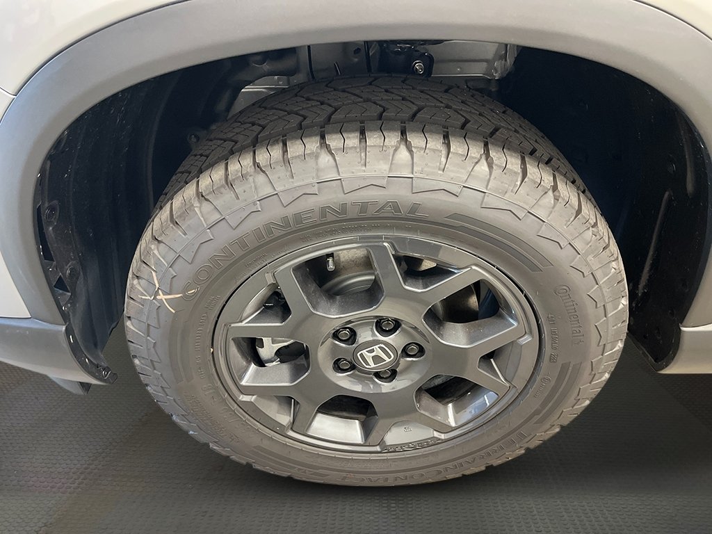 New 2026 Honda Pilot TrailSport image 11