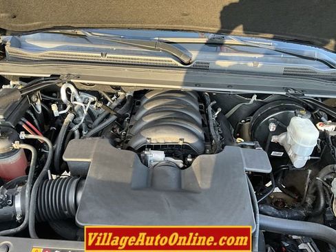 Used 2019 Chevrolet Tahoe LT w/ Z71 Midnight Edition image 30