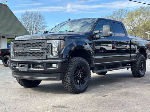Used 2019 Ford F250 Lariat w/ Lariat Ultimate Package image 8