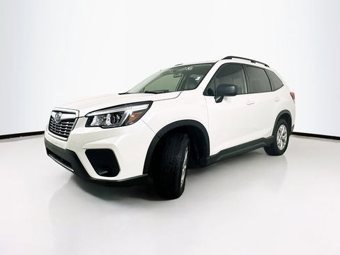 Used 2020 Subaru Forester Base w/ Alloy Wheel Package image 2