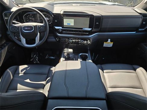 Used 2025 GMC Sierra 1500 Elevation w/ Elevation Premium Package image 18