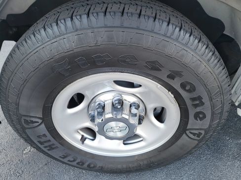 Used 2020 Chevrolet Express 3500 LT w/ LT Preferred Equipment Group RWD image 19