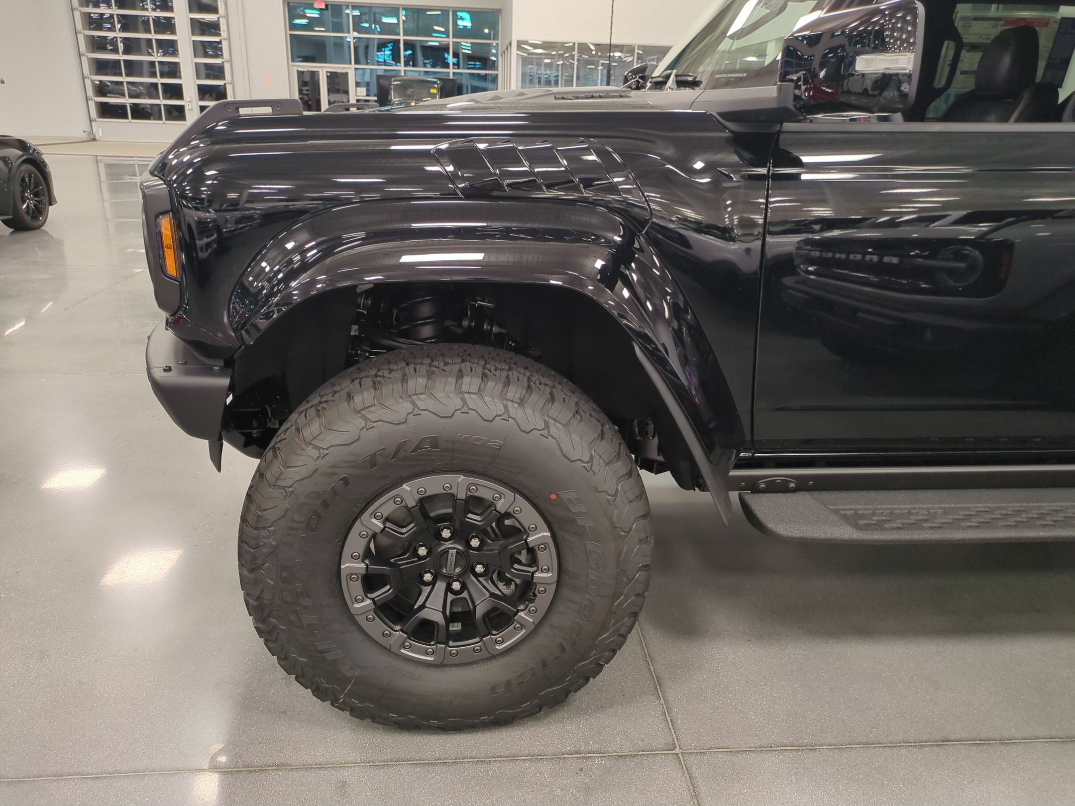 New 2026 Ford Bronco Raptor AWD/4WD image 10