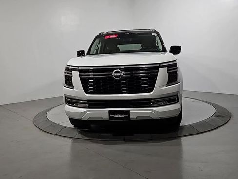 Certified 2025 Nissan Armada Platinum Reserve image 10