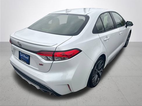 Used 2022 Toyota Corolla SE FWD image 7