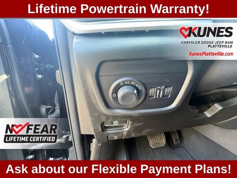Used 2024 Jeep Grand Cherokee Altitude AWD/4WD image 19