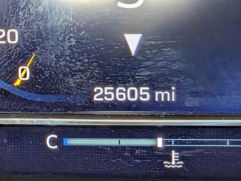 Used 2025 Chevrolet Silverado 1500 LT image 28