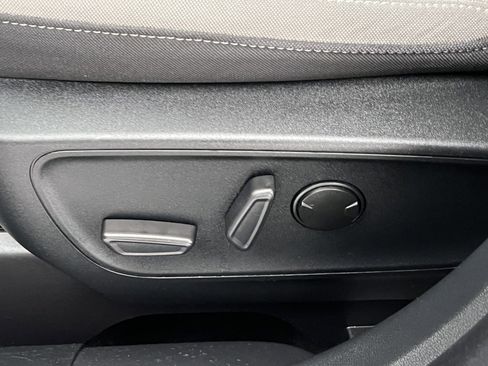 Certified 2021 Ford Escape SE w/ SE Sport Appearance Package image 9