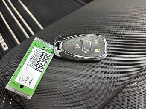 Used 2023 Chevrolet Camaro LT image 34