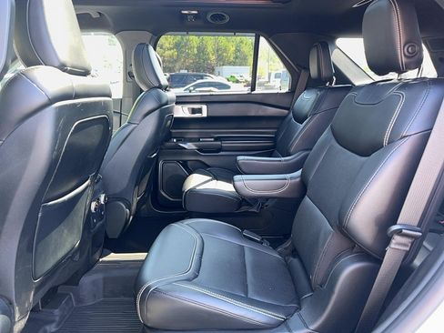 Used 2020 Ford Explorer ST w/ ST High-Performance Pack image 29