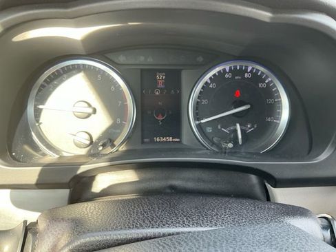 Used 2016 Toyota Highlander XLE image 22