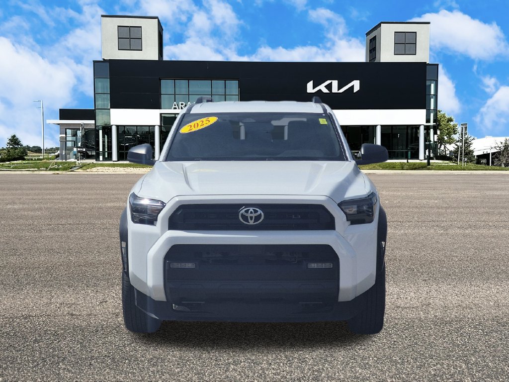 Used 2025 Toyota 4Runner SR5 AWD/4WD image 3