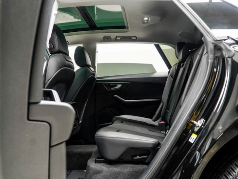 Used 2022 Audi Q8 Premium Plus w/ Premium Plus Package image 41