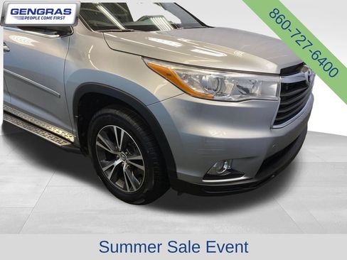 Used 2016 Toyota Highlander XLE w/ Protection Package #3 AWD/4WD image 46