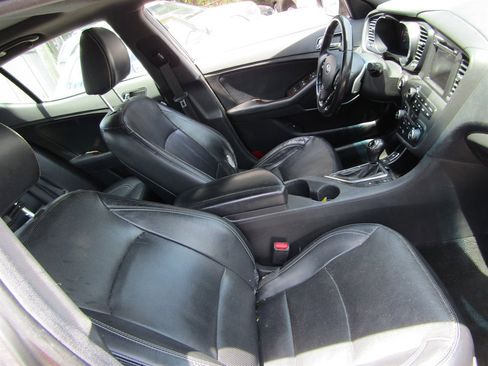 Used 2013 Kia Optima SX w/ Limited Pkg FWD image 6
