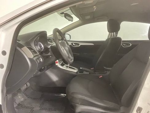 Used 2014 Nissan Sentra SR FWD image 10