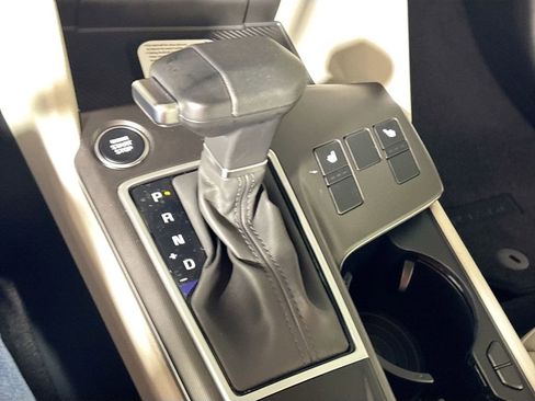 Certified 2026 Kia Sportage EX image 17