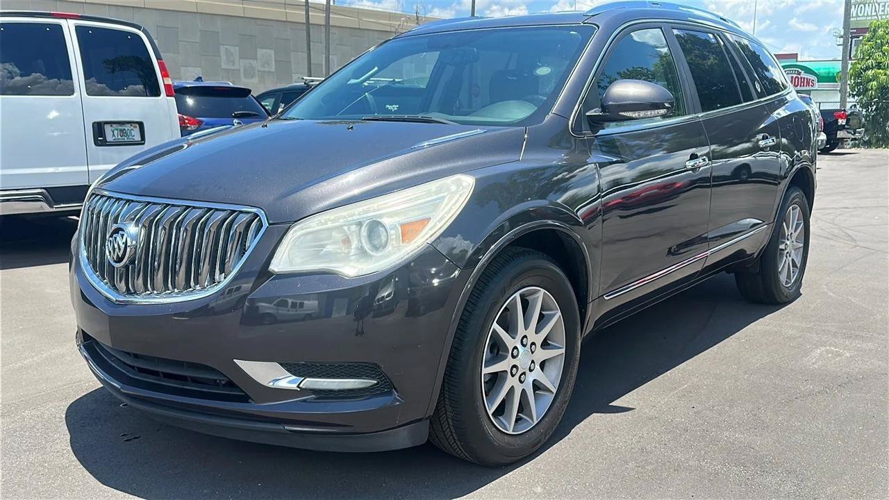 Used 2014 Buick Enclave Leather FWD image 2