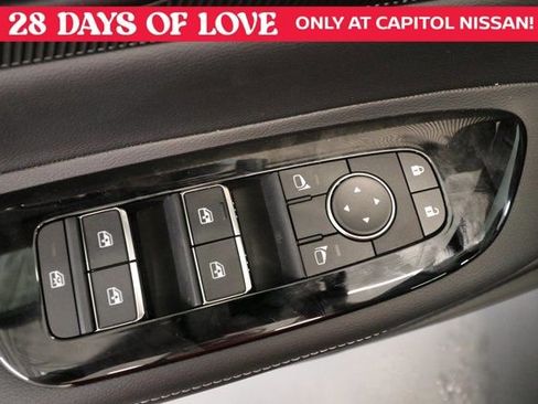 New 2025 Nissan Murano SV image 25