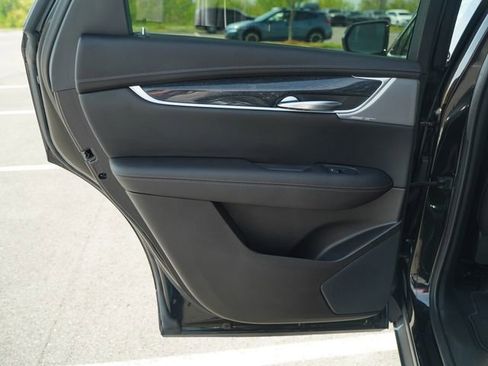 Used 2022 Cadillac XT5 Premium Luxury w/ LPO, Floor Liner Package AWD/4WD image 16