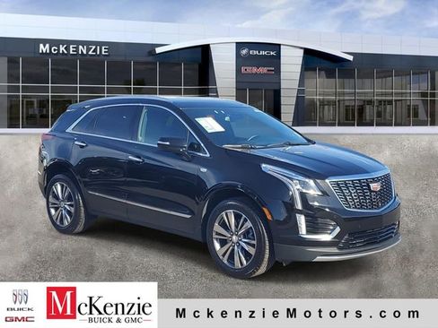 Used 2025 Cadillac XT5 Premium Luxury image 1