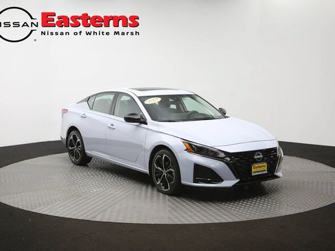 Used 2023 Nissan Altima 2.5 SR AWD/4WD image 50