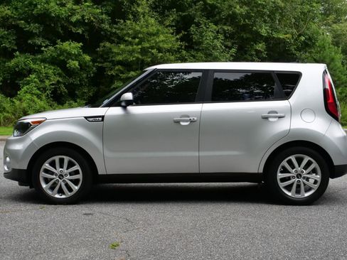 Used 2019 Kia Soul + w/ Audio Package image 37
