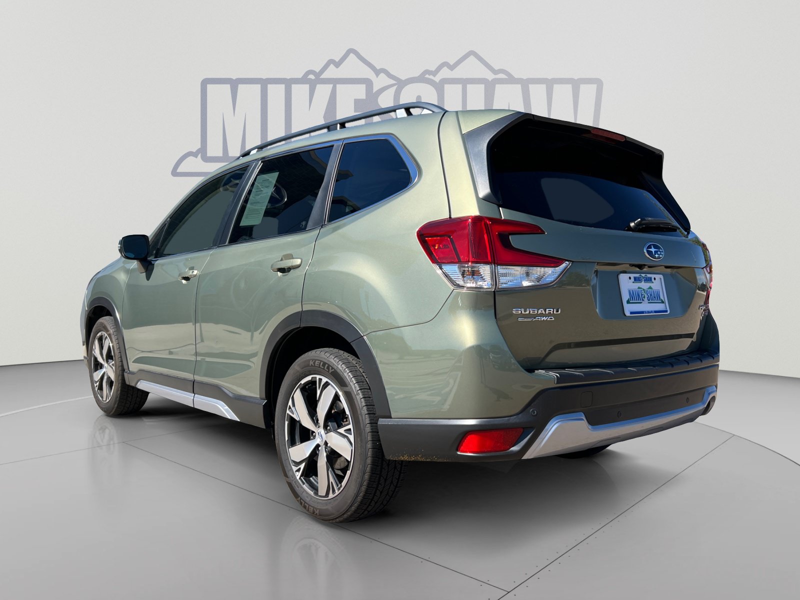 Used 2021 Subaru Forester Touring AWD/4WD image 3
