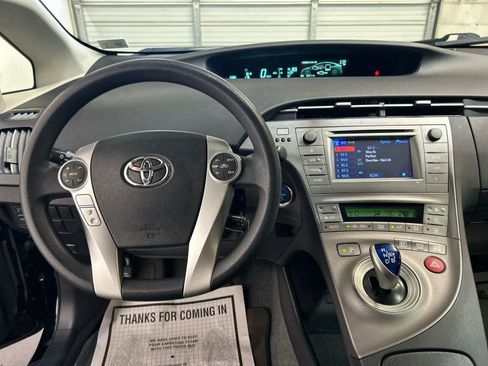 Used 2012 Toyota Prius Two FWD image 7