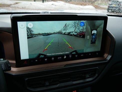 Used 2025 Ford Bronco Sport Outer Banks w/ Outer Banks Tech Package+ image 32