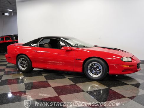Used 2001 Chevrolet Camaro Z28 RWD image 16