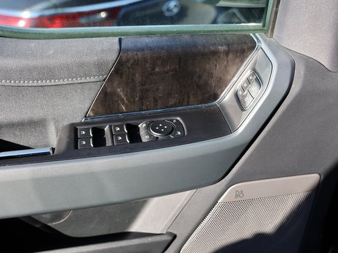 Used 2023 Ford F150 Lariat w/ Trailer Tow Package image 40