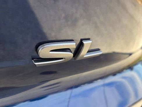 New 2026 Nissan Pathfinder SL FWD image 11