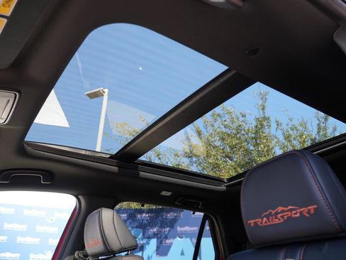 New 2025 Honda Pilot TrailSport image 17