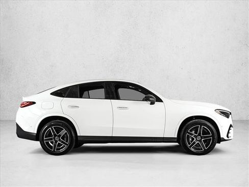 Certified 2025 Mercedes-Benz GLC 300 4MATIC w/ AMG Line image 4