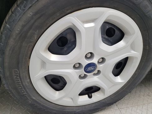 Used 2017 Ford Escape S image 31