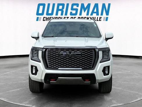 Used 2024 GMC Yukon AT4 AWD/4WD image 8