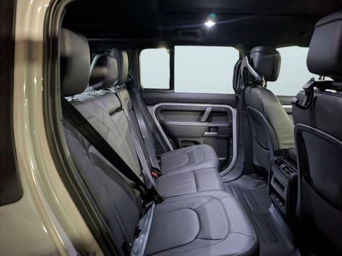 New 2026 Land Rover Defender 110 X-Dynamic SE AWD/4WD image 52
