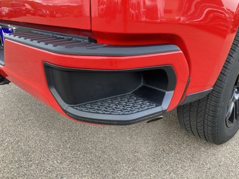 Used 2022 Chevrolet Silverado 1500 Custom image 7