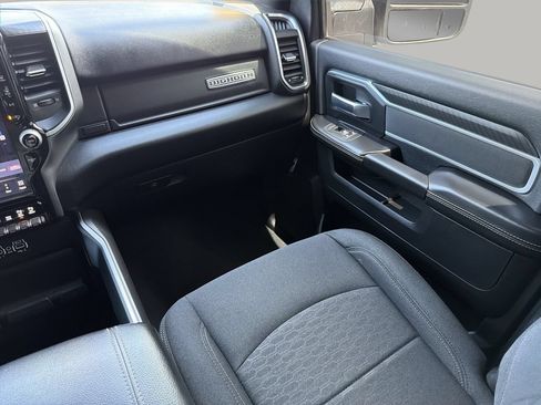 Used 2025 RAM 2500 Big Horn AWD/4WD image 15