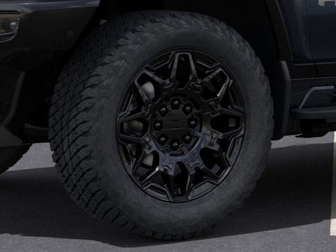 New 2025 GMC Hummer EV 2X image 9