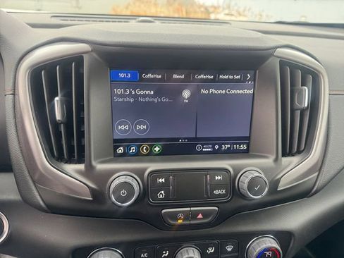 Certified 2024 GMC Terrain AT4 image 21