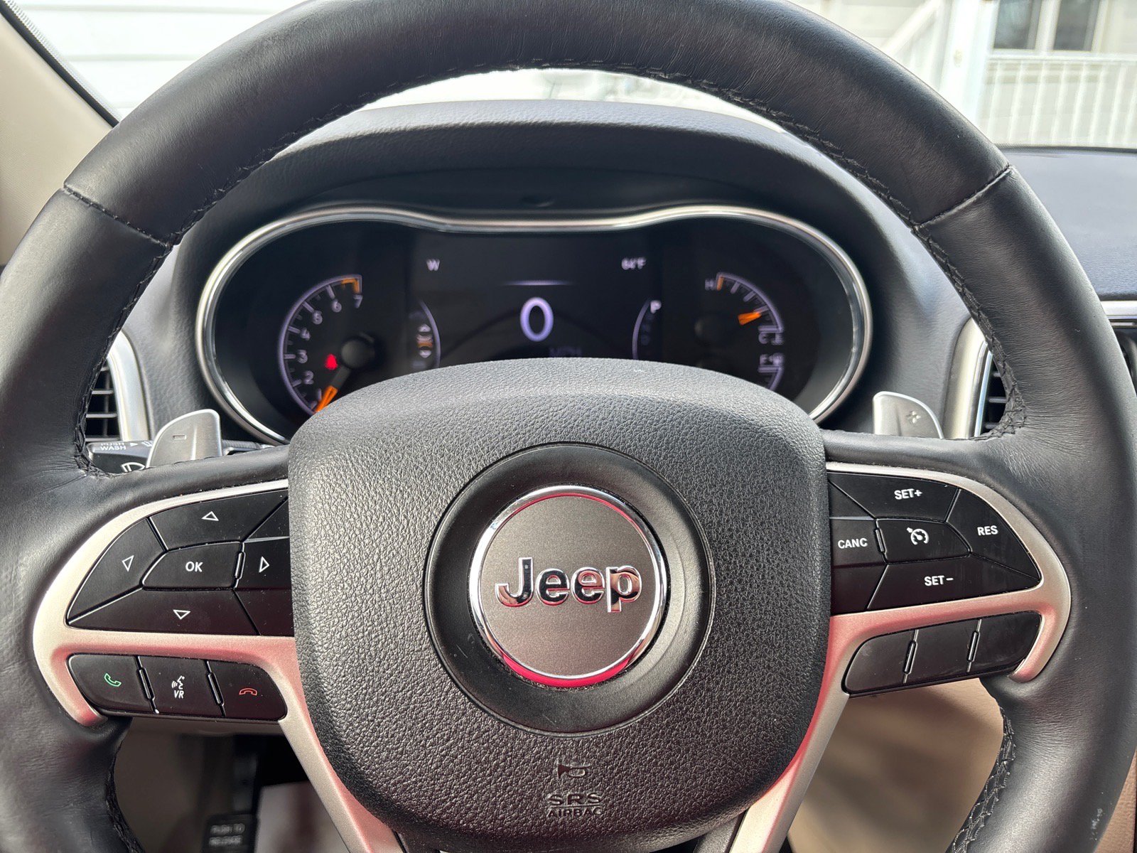 Used 2017 Jeep Grand Cherokee Laredo w/ Quick Order Package 23E AWD/4WD image 21