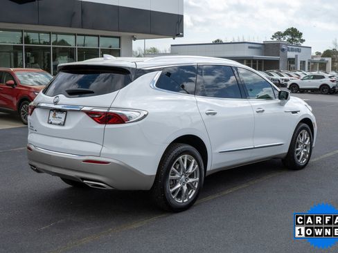 Used 2022 Buick Enclave Premium w/ Experience Buick Package image 3