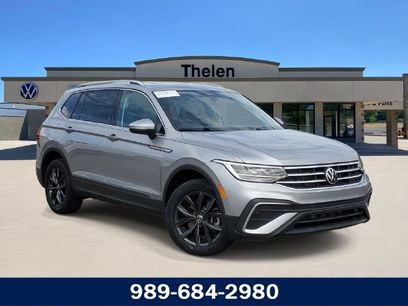 Used 2024 Volkswagen Tiguan SE
