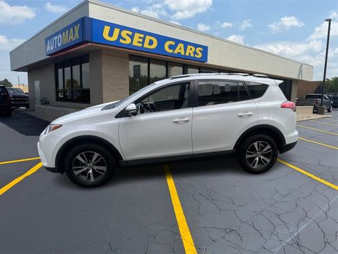 Used 2016 Toyota RAV4 XLE image 8