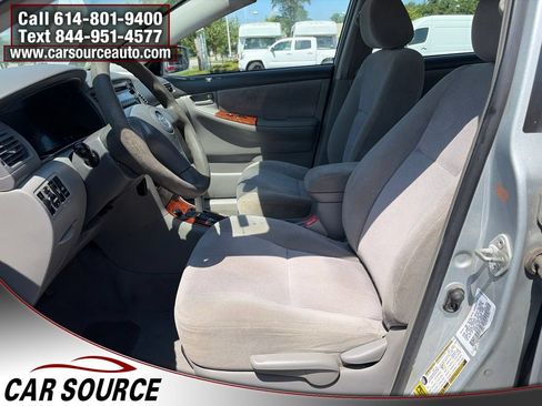 Used 2006 Toyota Corolla CE FWD image 12