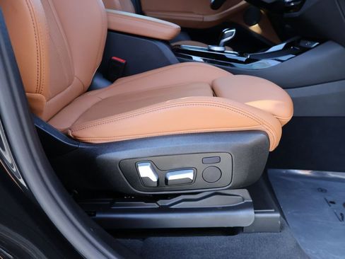 Used 2023 BMW X3 xDrive30i w/ M Sport Package image 12